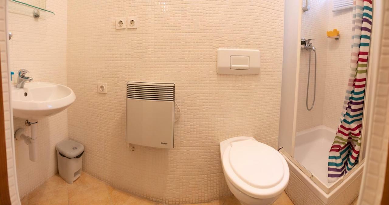 Green Hostel Zadar Bagian luar foto